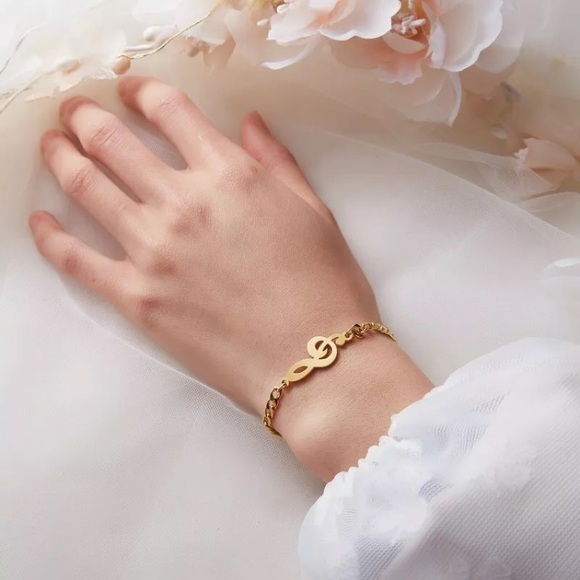 Gold Treble Clef Adjustable Bracelet - Picture 4 of 6